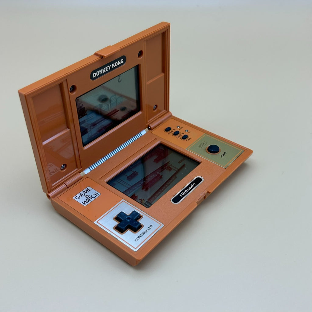 POCKETSIZE DONKEY KONG Nintendo Game & Watch DK-52 2nd Ed Rare "Sunset" Variant