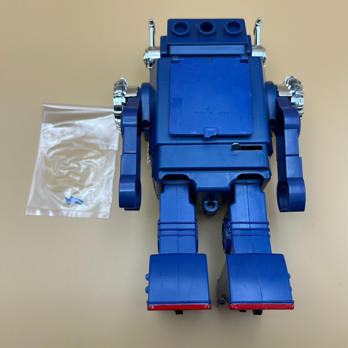 Horikawa Smoking Engine Robot Vintage Japan CIB 1970s