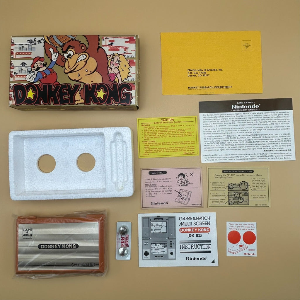 POCKETSIZE DONKEY KONG DK-52 Nintendo Game & Watch 1st Ed NOS