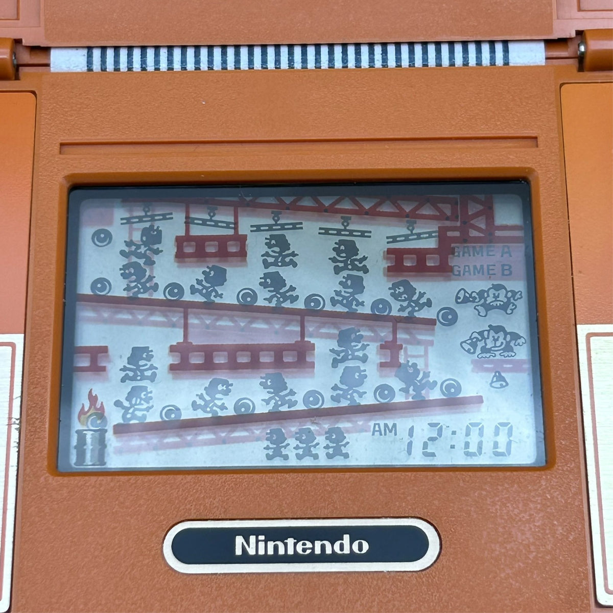 POCKETSIZE DONKEY KONG Nintendo Game & Watch DK-52 2nd Ed Rare "Sunset" Variant
