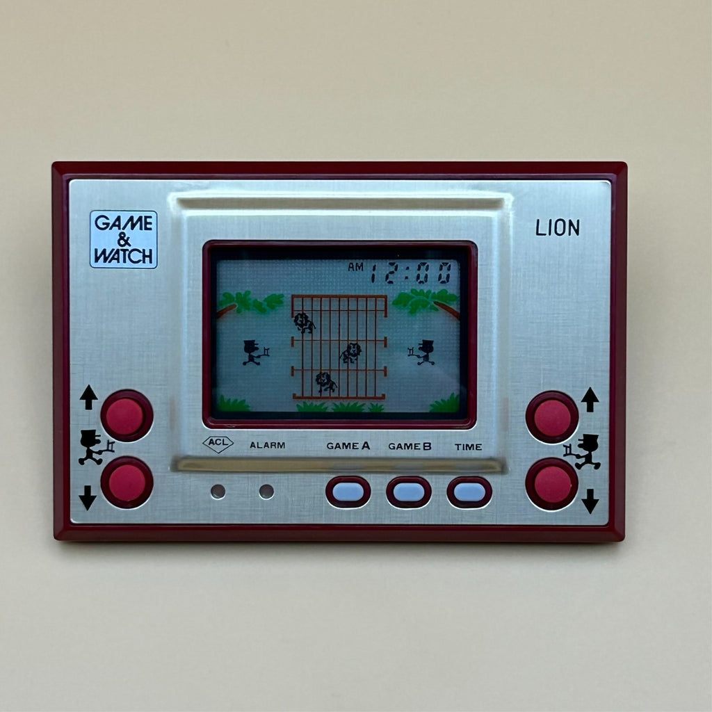 LION Nintendo Game & Watch LN-08 Gold Series MIB 1981 Mint In Box