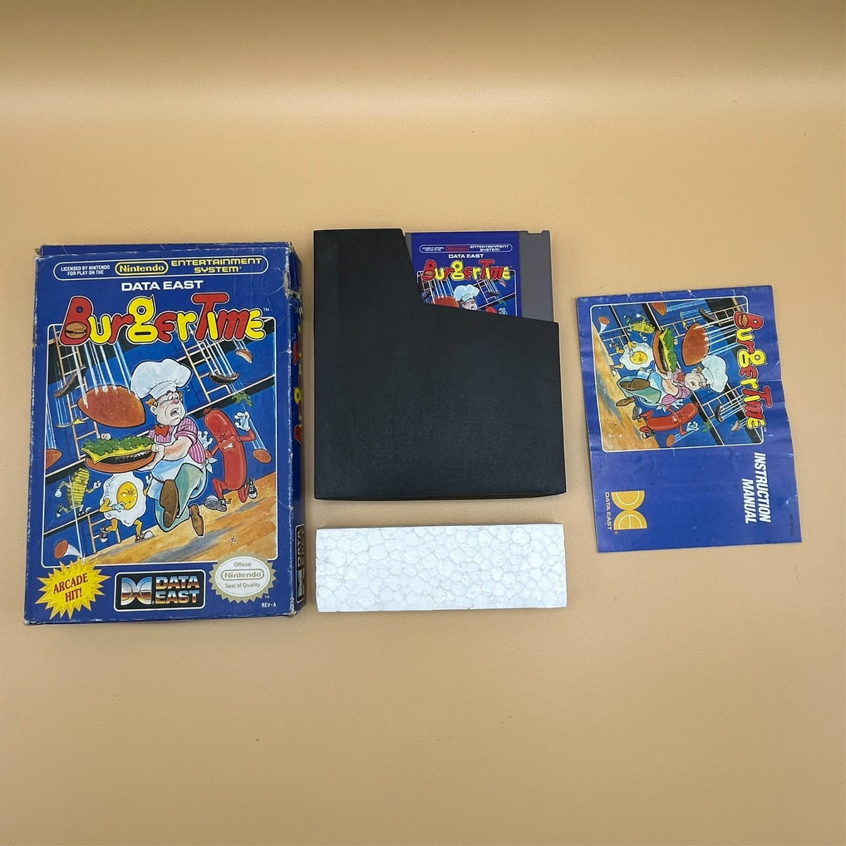 Nintendo NES Lot BURGER TIME & COBRA COMMAND Data East Authentic Boxed 1980s